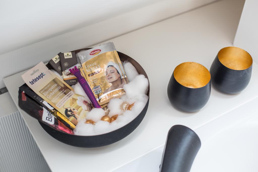 Private Wellness Suiten Mit Whirlpool Essen Quarto foto