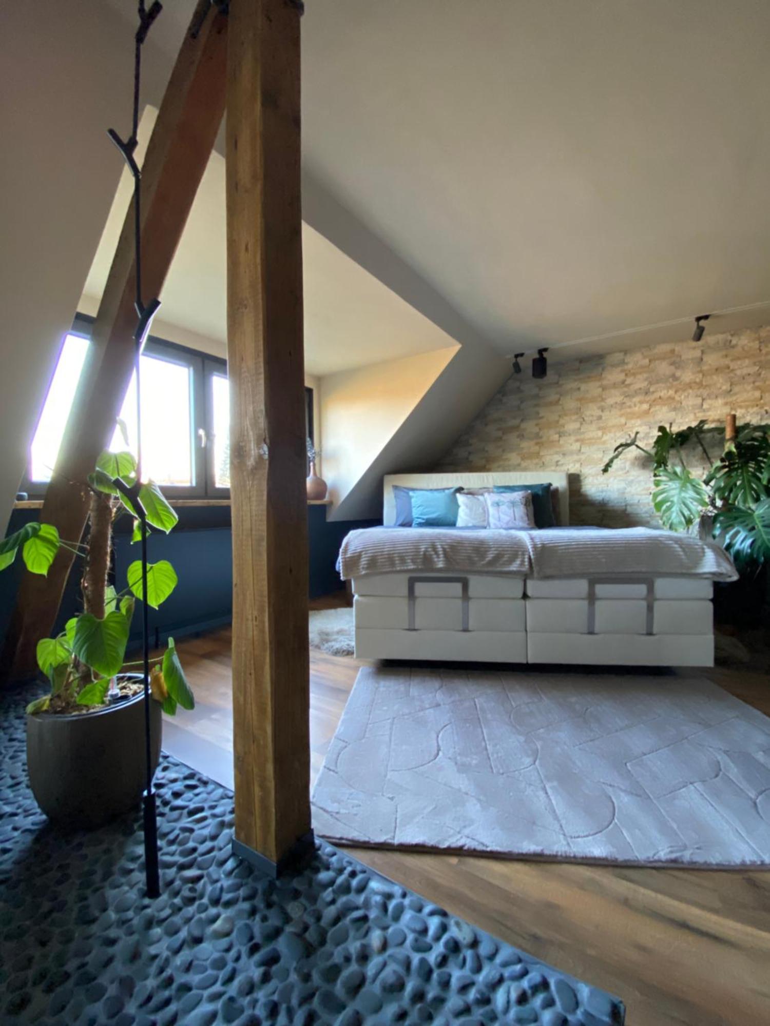 Private Wellness Suiten Mit Whirlpool Essen Exterior foto